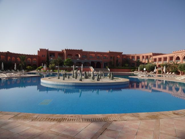 マグレブ～日の沈む国　モロッコ旅行記⑧　マラケシュでもカルフールに行っちゃいます～ホテル　リアドモガドール　アグダル