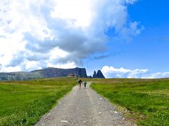 It’s a wonderful world   ～　シウジ高原（Alpe di Siusi）