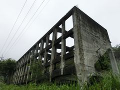 想定外!!タクシーでたどり着けず、帰りは歩いて足の裏に水ぶくれの中郷炭坑遺跡