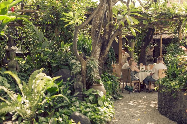 バリ島の独特の空気感、匂い、音に魅了され、気がつけば旅行もこの20年で5回目。<br />西海岸→ウブド拠点の観光→東海岸というのが定番化しつつあります。