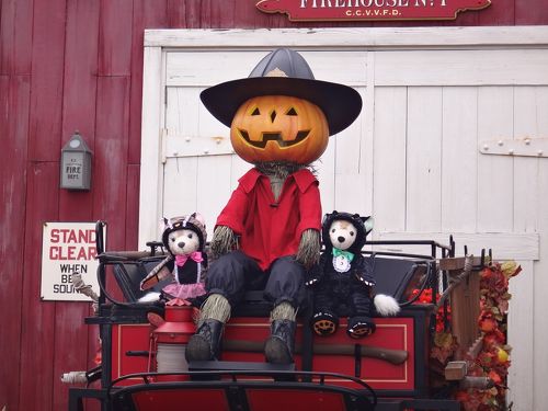 ディズニーシーハロウィン ミッキーやダッフィーたちが