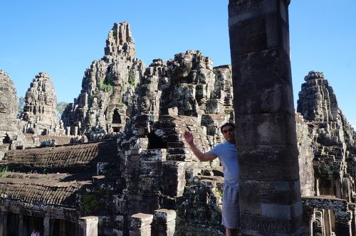 バイヨン寺院ប្រាសាទបាយន្ត、［Bayon］「クメールの微笑み」 バイヨン寺院［Bayon］大宇宙を模した万神殿と「クメールの