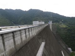 宮ヶ瀬ダムを眺めて水とエネルギー館見学