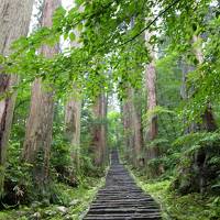 2013年8月山と温泉旅　（１）羽黒山・最上川