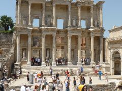 初地中海クルーズ！その⑦いよいよ異国の地トルコのクサダシに上陸。エフェソスのローマの遺跡めぐり。