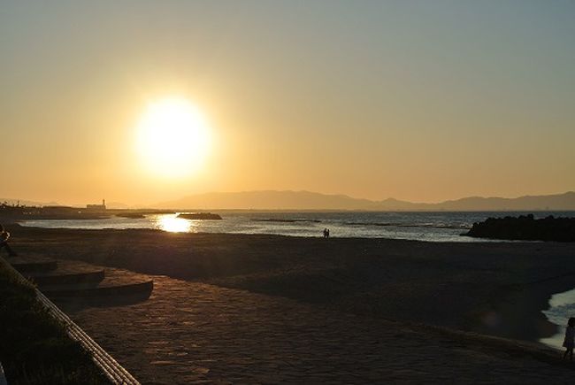 １日目の途中から島根入り～♪<br />皆生温泉に宿泊し、前もってネットで調べて予約してた近くの鉄板焼き屋さんへ～♪<br /><br />翌日４日は、楽しみにしていた「出雲大社」「玉造温泉」「水木しげるロード」と盛りだくさん♪<br />松江駅前のビジネスホテルに宿泊し、<br /><br />５日は最後の目的地へ行く前の移動日なので、朝食を松江城近くでたべました♪<br /><br />