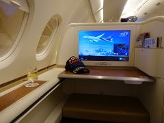 タイ航空　TG622 A380 ファーストクラス　バンコクスワナプーム空港　→　関西空港