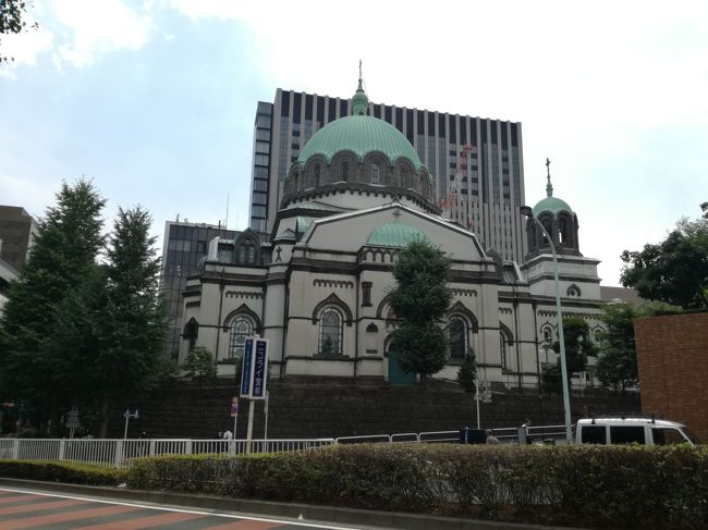 メトロ24時間券(600円)を購入し、ジョサイアコンドルの建築巡りをしてみました。<br /><br />旧岩崎邸(1896):<br />三菱財閥岩崎家の茅町本邸です。<br />国の重要文化財に指定されています。<br /><br />旧古河庭園(1917)<br />古河財閥の二代目・古河虎之助の自邸として建設されました。<br />旧古河庭園大谷美術館として、現在は見学可能です。<br /><br /><br />ニコライ堂(1891)<br />コンドルは実施設計のみ。原設計はロシアのミハイル・シチュールポフです。<br /><br /><br />