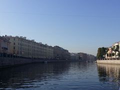サンクトペテルブルクのスポット-遊覧船