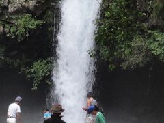 夏休みは富士山の麓！（1泊目-３）陣場の滝へ