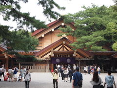 熱田神宮と名古屋城を巡る。