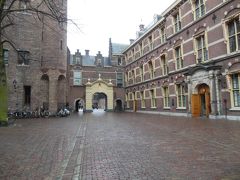 デン・ハーグにて