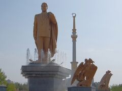 ユーラシア大陸横断【陸路】40-42日目　トルクメニスタン　アシガバット（市内観光編）