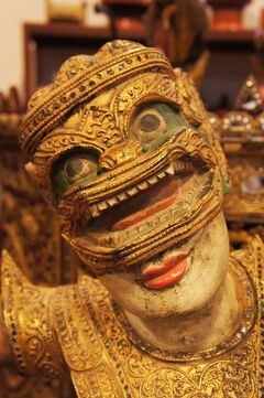 緬甸憧憬(4)　蒲甘（バガン）早朝のプーラッティでご来光を拝み、バガン・ハウス漆工房を訪ね、ミン・ナン・トゥ村でトウモロコシの葉巻を嗜む。