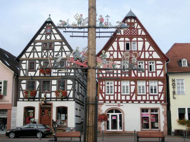 ２０１４年晩夏のドイツ旅行２７：木組みの家とワインの町ゼーリゲンシュタット。