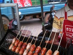 [シエムリアップの焼きホットドッグ]