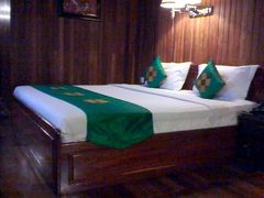 木製の部屋「タ・プロムホテル』