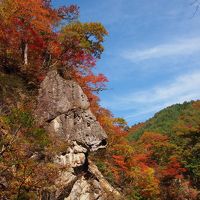 スリル満点すぎる！命がけの（かなり大げさですが・・・）紅葉狩り　＊＊面白山紅葉川渓谷＊＊