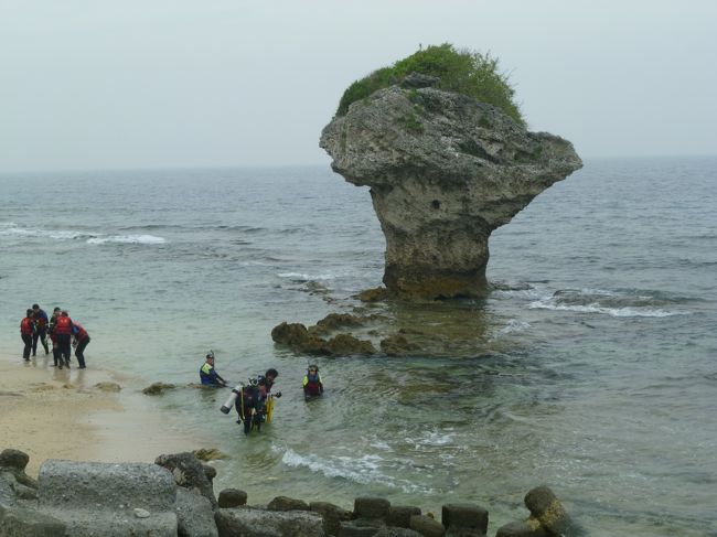 台湾にはいくつかの離島があって、最近若者を中心に人気になり始めている島が“小琉球”<br />話題になっているし、台湾で行ったことないところをどんどん制覇したいと思っていたので<br />行ってみることに＾＾<br />初日は朝10時のバスで台北から台中の鹿港へ。<br />少し観光したあと彰化駅までバスで向かって自強號で高雄へ。<br />その日は高雄でのんびりして次の日に日帰りで小琉球へ行きました！<br />1日で十分周れます。<br />3日目は午前中高雄でのんびりして台北へ戻りました。