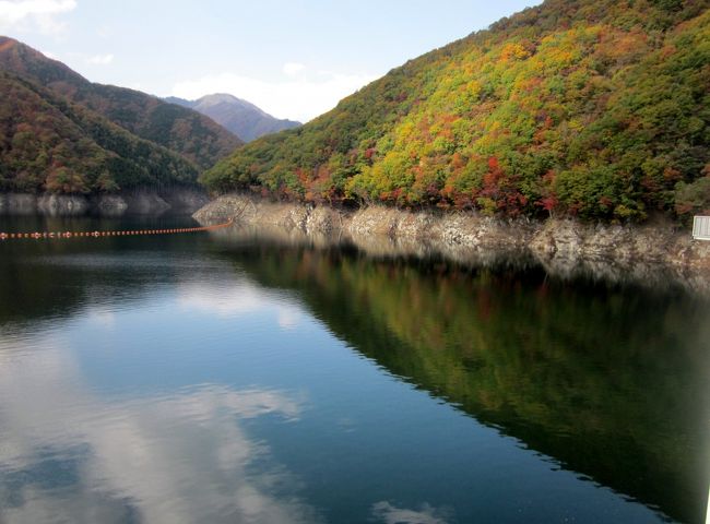 栃木県日光市湯西川温泉と三依地区の紅葉が見頃でした。その2