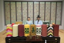 2014秋、韓国旅行記28(16/30)：10月30日(5)：ソウル、韓国国立民俗博物館、景福宮(キョンボックン）へ
