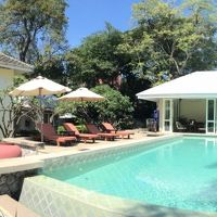 泊まったホテルは国王の元別荘！?＜＃１＞