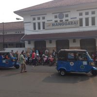 初ジャカルタ一人旅 　電車でマンガライからコタ地区へ