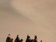 2013年中国新疆放浪記051・敦煌散策…その05・月牙泉でお月見～鳴沙駱駝隊【前編】