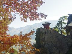 紅葉にはちょっと早かったけど、人がいっぱいの山寺