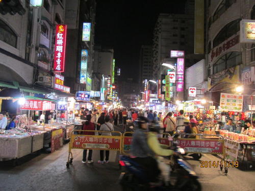 高雄の六合・観光夜市