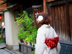 暑い夏…京都で和のご婦人になってみる