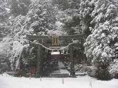 2013☆雪の日光東照宮と凍りついた華厳の滝