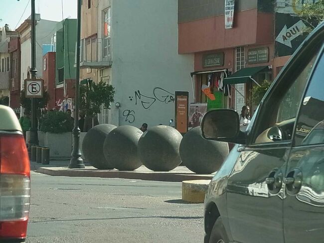 今年は良く通いました。CAの皆さんの顔も覚えてしまった。<br /><br />さて、今年最後のMexico。mileage statusもダイヤモンドの昇格です。