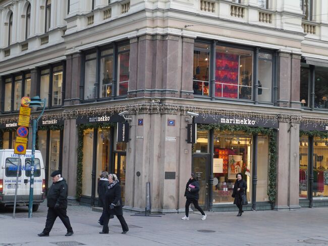 ・旅の目的 寒く長い夜の楽しみノエル・クリスマスの体験<br /><br />・旅程 成田⇒ヘルシンキ(乗継)⇒パリ(3泊)⇒ブリュッセル(4泊)⇔ゲント(日帰り)⇔アントワープ(日帰り)⇒ヘルシンキ(買い物)⇒成田<br /><br />・治安対策 大使館のトラブル情報、クチコミなどを参考。スリ等に合わずに済んだ。<br /><br />・為替対策 出発2か月前に海外プリペイドカード(マネパカード)を作り、結果的にユーロ安に対応できた。<br /><br />・旅の感想 フィンランドの人口530万人、外国訪問者数420万人 <br />マリメッコ、イッタラなど商売上手。