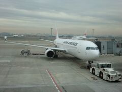 JAL B767-300ER ビジネスクラス搭乗記・羽田-北京(JL21) / Review: Japan Airlines(JAL) B767-300ER Business Class Tokyo-Beijing