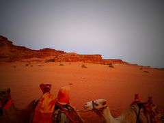 ヨルダン・セイシェル・ドバイを旅する　～ヨルダンの死海リゾート＆砂漠キャンプを巡る　編～