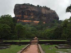 今日も雨だよスリランカ。6 シギリヤ・ロックって登るの大変なの？