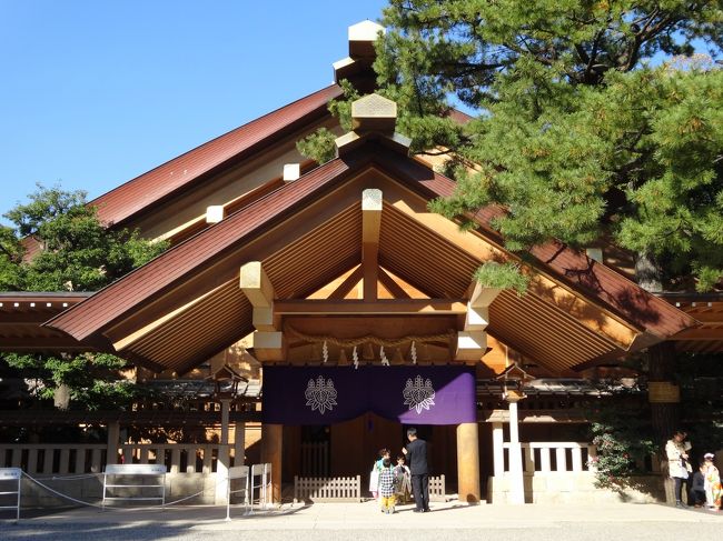 熱田神宮に行ってきました。<br />「草薙剣（三種の神器）」を祀る由緒ある寺社です。<br />「織田信長」が「桶狭間の戦い」で「戦勝祈願」を行った神社です。