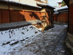 雪景色の京都　東山　ねねの道～石塀小路を歩く～♪