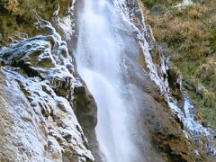 冬枯れの西丹沢、知られざる滝　～畦ヶ丸～