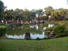 フィリピン　「行った所・見た所」　マニラ(リサール公園・ロビンソン散策とザ・パールマニラホテル宿泊）