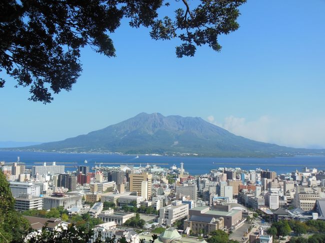 前回は、入梅日の鹿児島に降り立ち<br />今回は、台風のため前日の昼から関空泊・・・<br /><br />やっと本当の第１日目が始まった。<br /><br />Day1 関空泊<br />★Day2　関空→鹿児島空港→ドルフィンポート→城山展望台→維新ふるさと館→桜島マグマ温泉→のり一<br />Day3　鹿児島中央駅→指宿駅→長崎鼻→唐船峡→池田湖→枚聞神社→ヘルシーランド→砂むし会館→指宿駅<br />Day4　鹿児島空港→関空