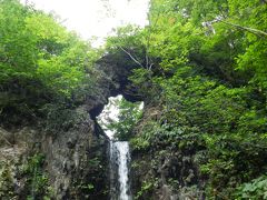 南陽市にある『くぐり滝』は個性的な滝でした～！◆2014年8月／山形・秋田・宮城の滝めぐり≪その１３≫