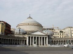 ２回目のイタリアは　南イタリア満喫ツアー♪　２０１４　（４）　スパッカ・ナポリ　