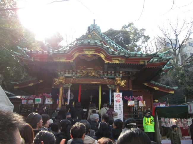 王子稲荷神社の初午祭凧市に行ってきました。2月の午の日に行われている祭りです。火防の凧(ひぶせのたこ)を売っていたりします。