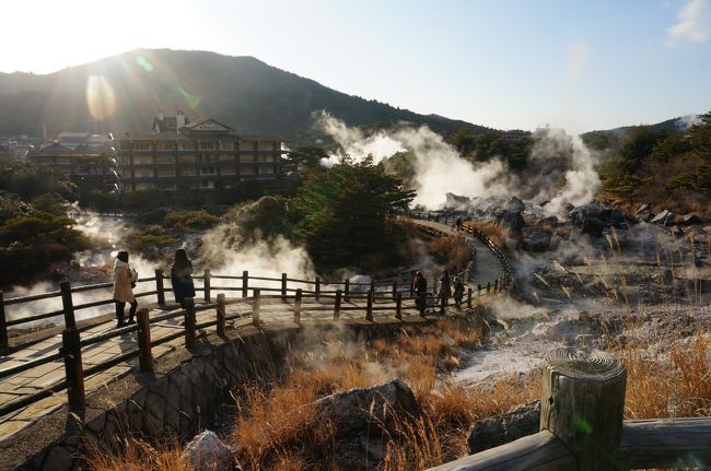 1か月ぶりの長崎です。<br />今年のお正月のこと、、毎日寒くて寒くて温泉にでも浸かって温まりたい！と思い、九州温泉＆宿のガイドブックを購入しました。<br />どこの温泉がいいのか迷っていると、旦那ちゃんもガイドブックを読んでくれて、少しずつ絞り込み、行き先は雲仙に決定☆<br />ガイドブックに載っている宿を一つ一つネットで調べて、今回は「福田屋」さんに宿泊することになりました。<br /><br />長崎県美術館で開催中の大好きな井上雄彦のガウディ展も絶対に行こうと思っていたので、雲仙に行く前に寄ることになりました。<br />本当は2月19日から始まるランタンフェスティバルの開催期間に行きたかったのだけど、日程の都合がつかず、残念。<br />まあ、人が少なかったからよかった。。ということにしておきましょう(^^♪