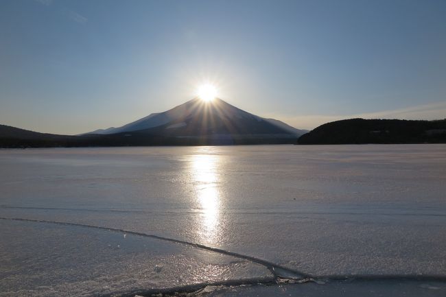 バス旅行で、２月１６日から１泊で富士五湖周辺に行って来ました。<br /><br />綺麗なダイヤモンド富士のショーが展開され、感動してきました～<br /><br />デジカメで、手持ちで、オート撮影ですが。。。<br /><br />宜しかったら見てください　(=^・^=)