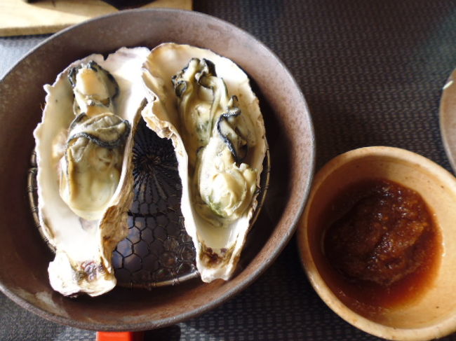 この冬の時期は牡蠣がおいしい季節です。牡蠣好きなので牡蠣を食べに温泉もある播州赤穂です。