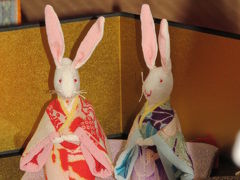 大和郡山市の旧市街地で「大和な雛まつり」が開催中、小雨でも行ってきました。