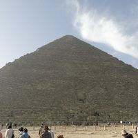 ピラミッドとツタンカーメンを見にエジプトへ。